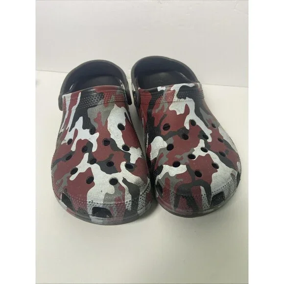 Crocs Unisex Red Black Grey Camo Shoes/Slip ons Size M-9 W-11 Preowned - Picture 1 of 6